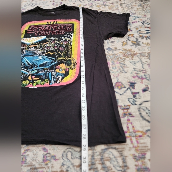 Stranger Things Adult T-Shirt Colorful Demogorgon Show Image Collage Tee, sz LG - Picture 6 of 6